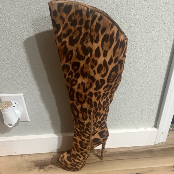 Shoe Dazzle Leopard Print Heeled Boots - Picture 3 of 4